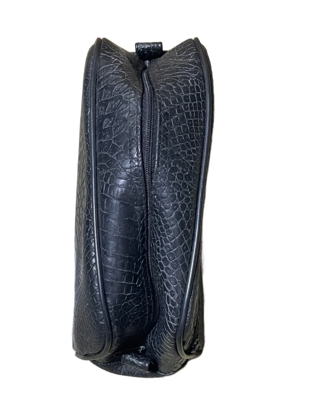 Black Croc-Embossed Faux Leather Toiletry Bag (Unisex)